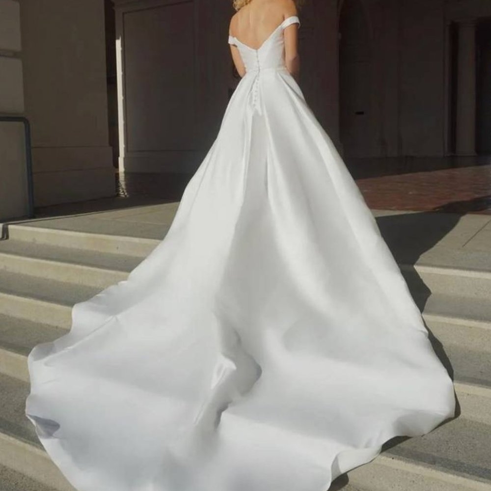 Martina Liana Wedding Dress